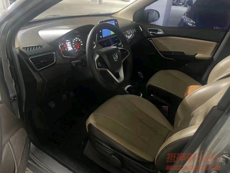 安顺17年宝骏3104