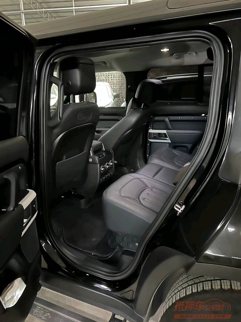 广州20年路虎卫士4