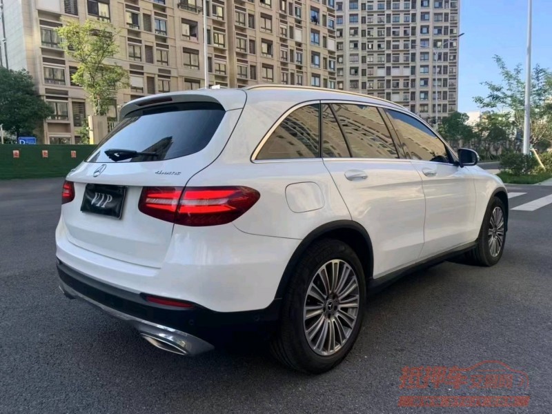 苏州17年奔驰GLC3