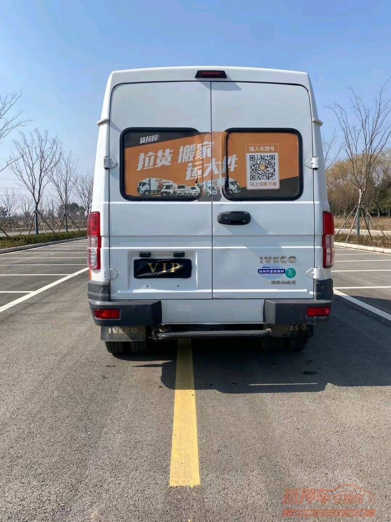 徐州21年依维柯得意8