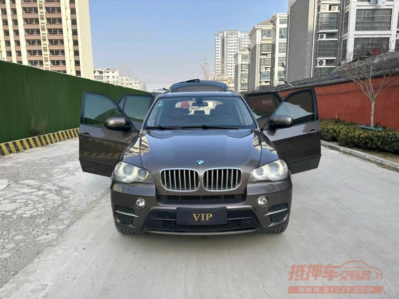 徐州13年宝马X59