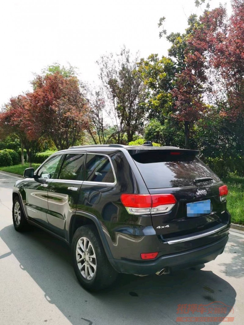 徐州14年Jeep大切诺基7