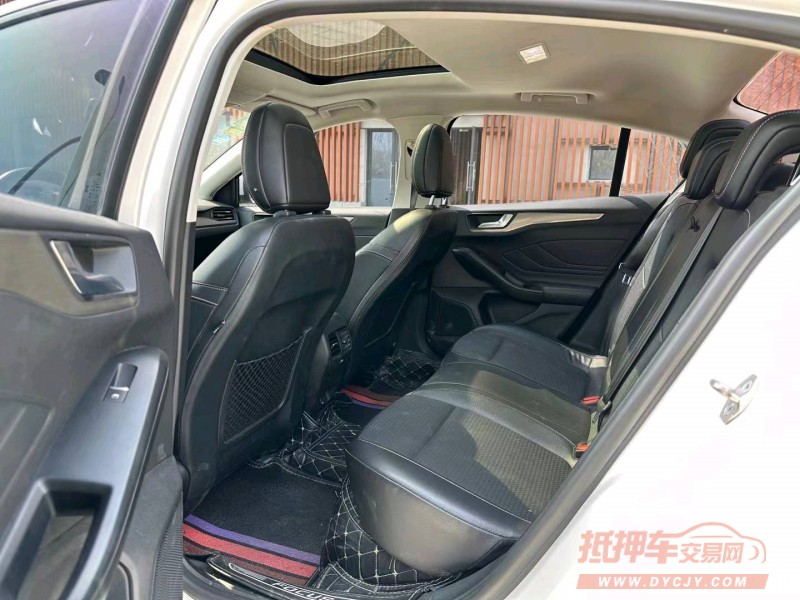 盐城19年福特福克斯5