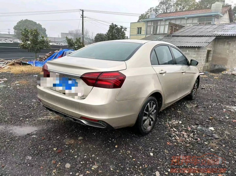 济南20年吉利帝豪6