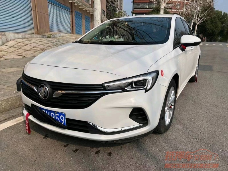 枣庄20年别克威朗2