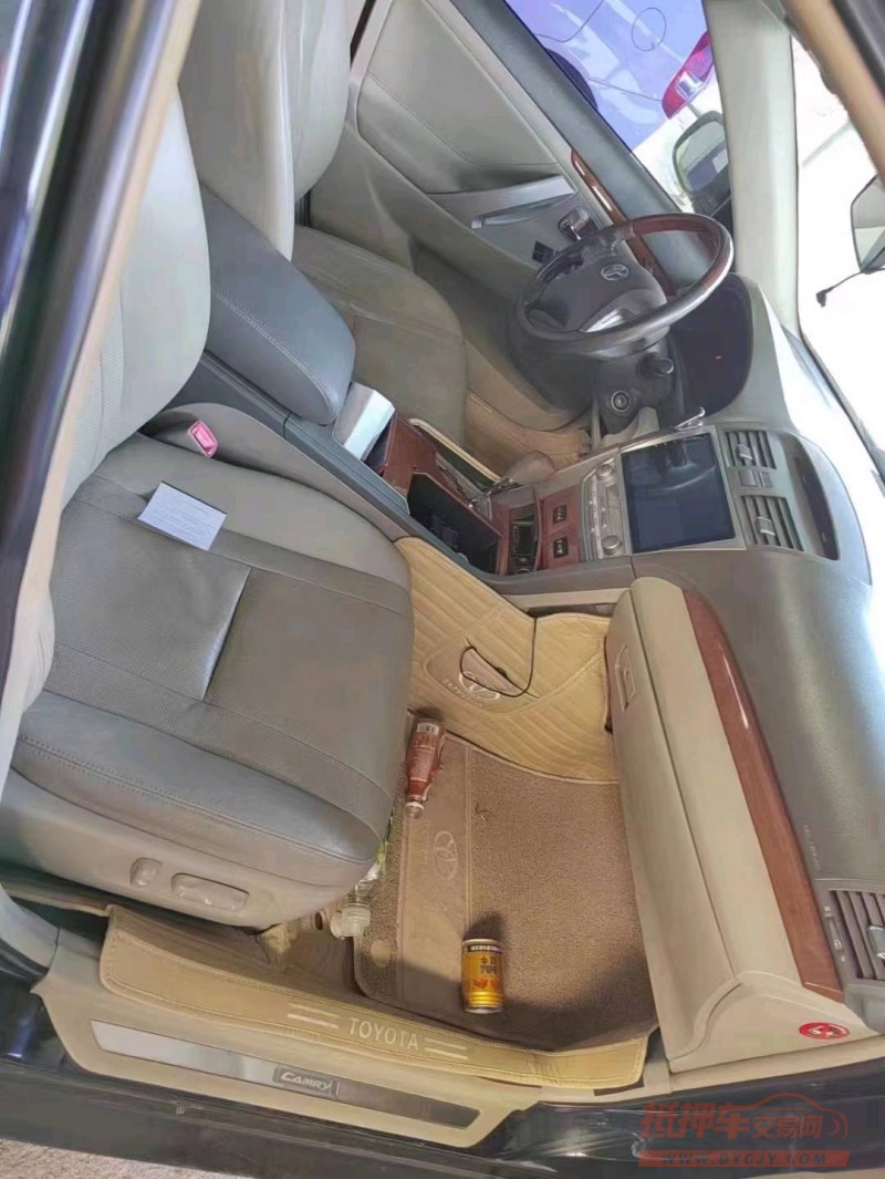 济南15年丰田凯美瑞4