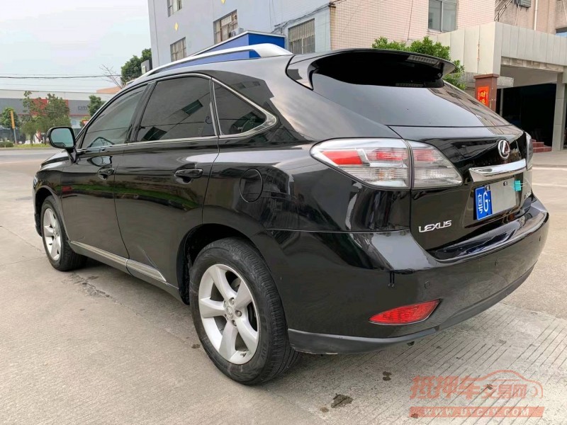 中山12年雷克萨斯RX5