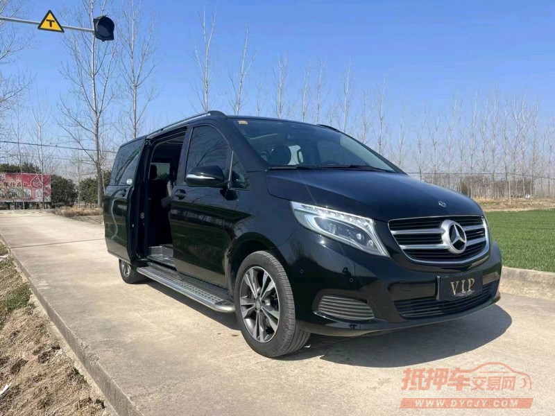 苏州17年奔驰V3