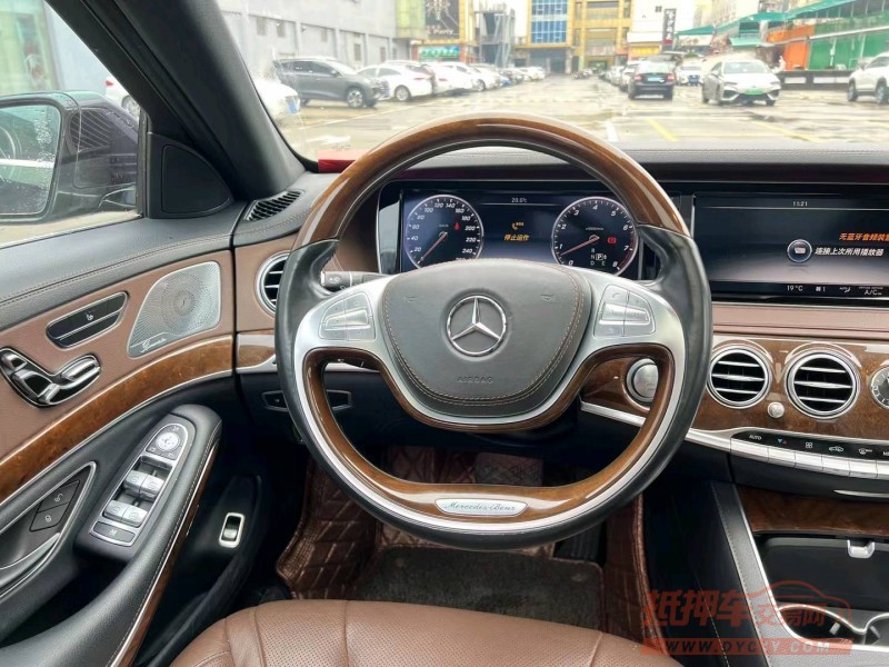 广州16年奔驰S4