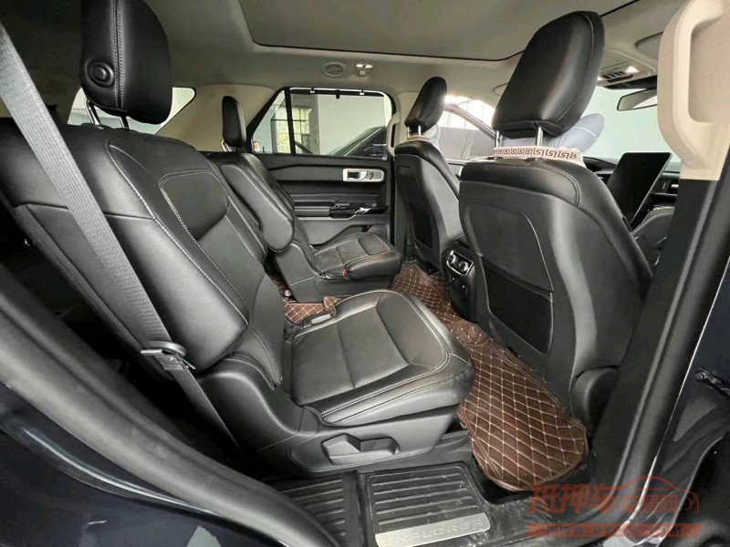 佛山21年福特探险者5