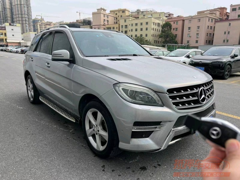 广州13年奔驰ML2