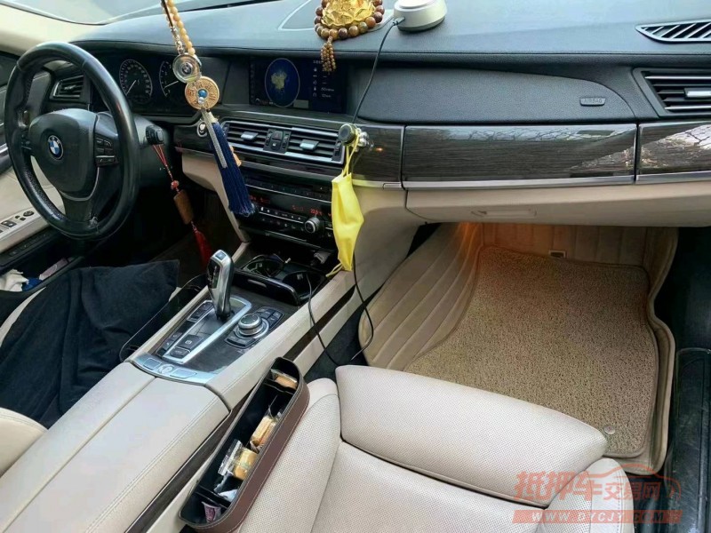 徐州10年宝马7系3