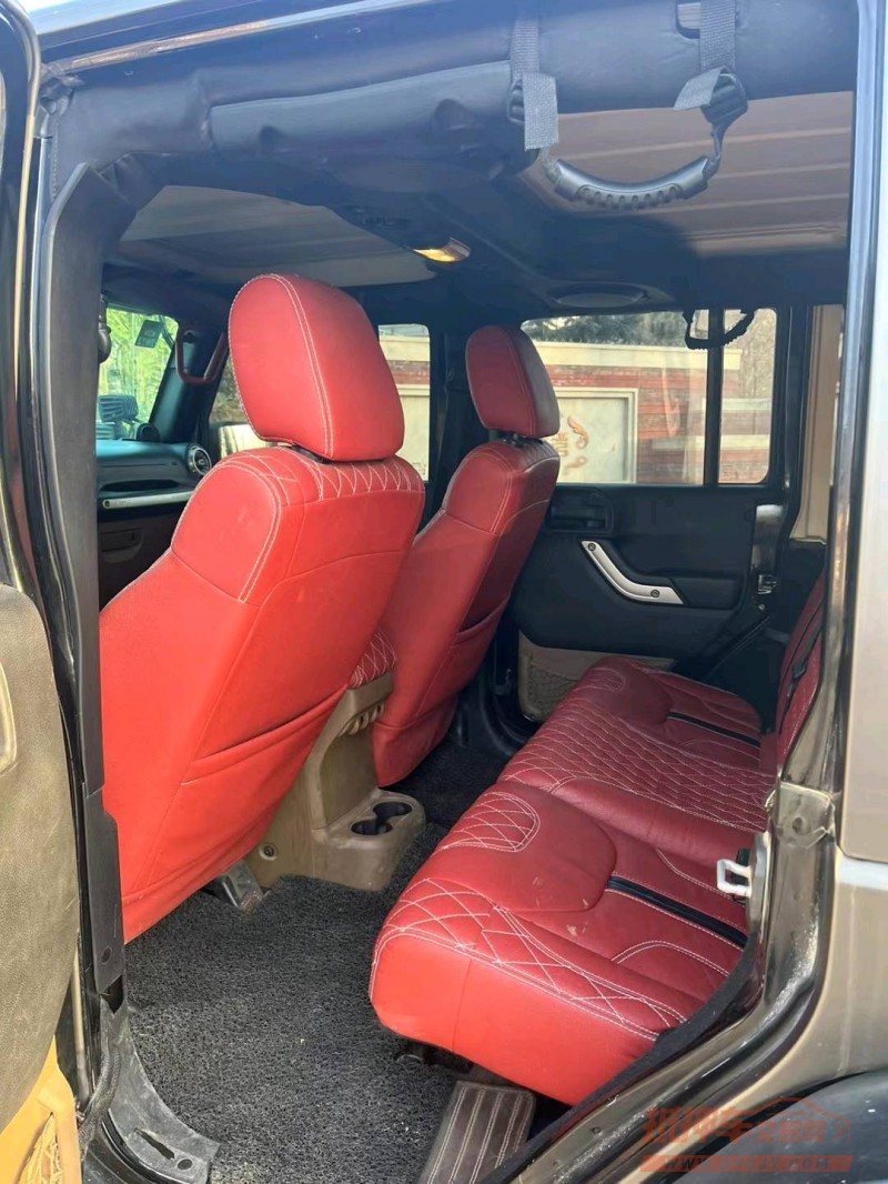 青岛11年Jeep牧马人5