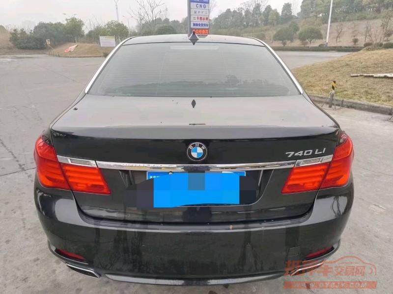 宜昌11年宝马7系8