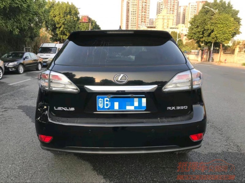 广州09年雷克萨斯RX8