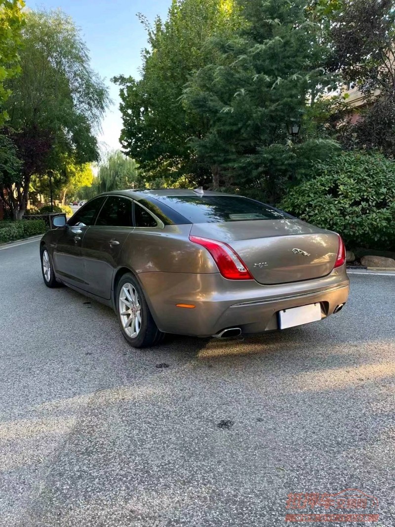 青岛16年捷豹XJ8