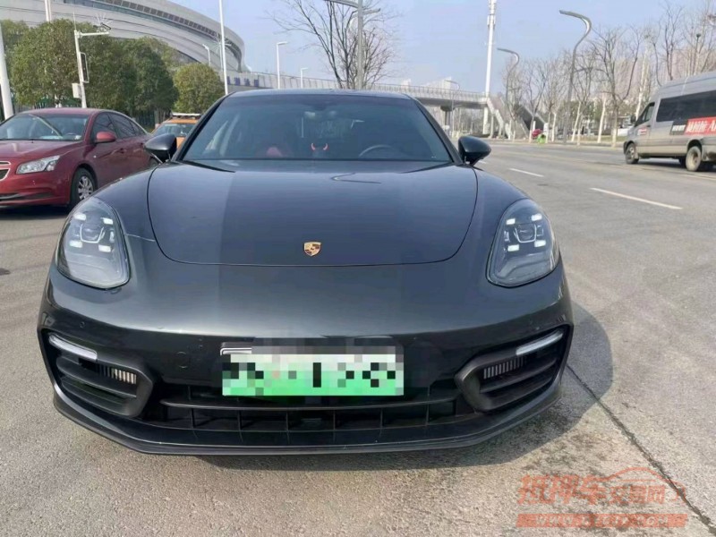 武汉21年保时捷帕拉梅拉1