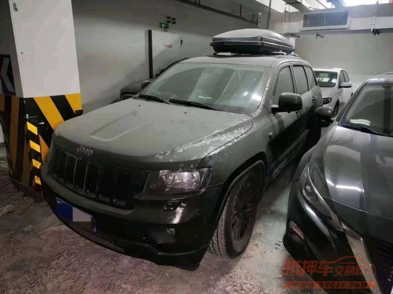 嘉兴13年Jeep大切诺基2