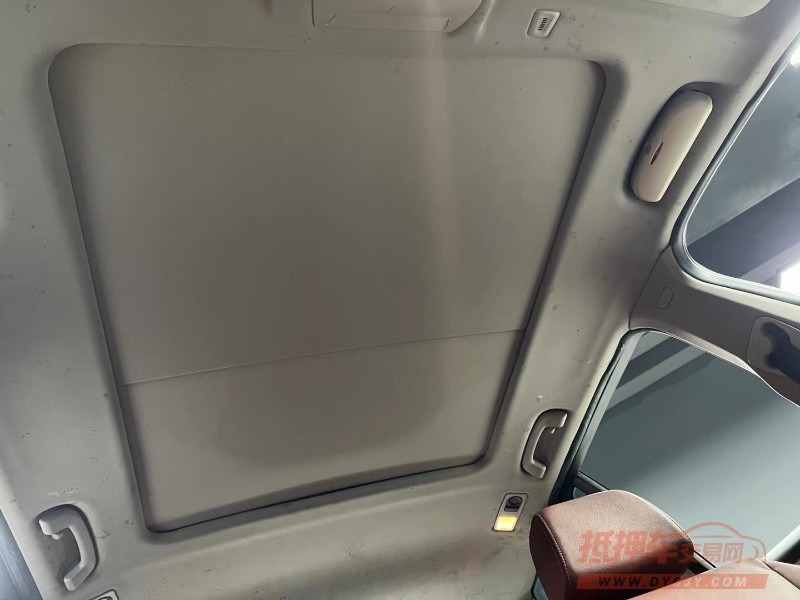 成都13年宝马X37