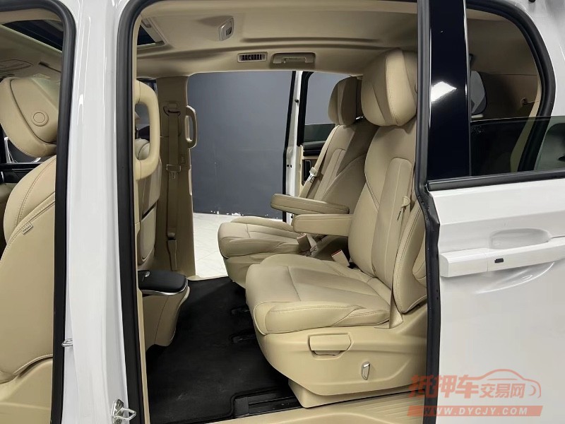 成都22年别克GL85