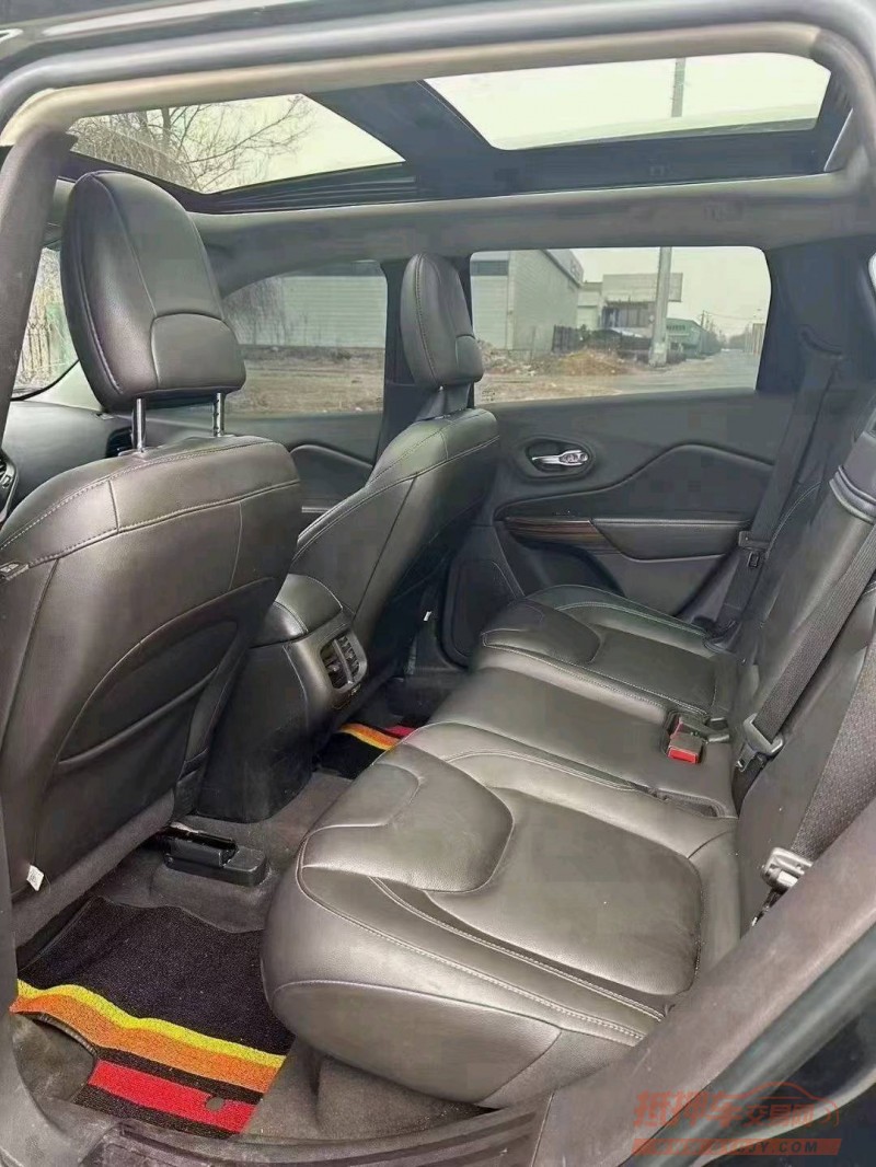 沈阳18年Jeep自由光3