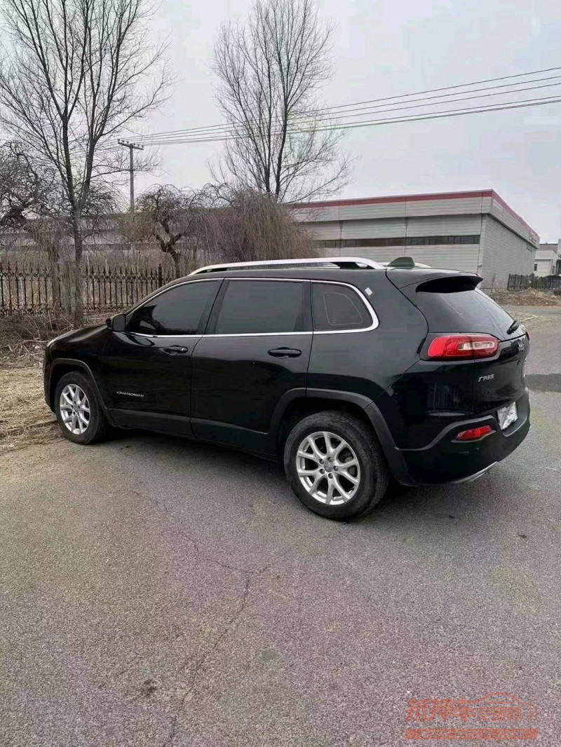 沈阳18年Jeep自由光1