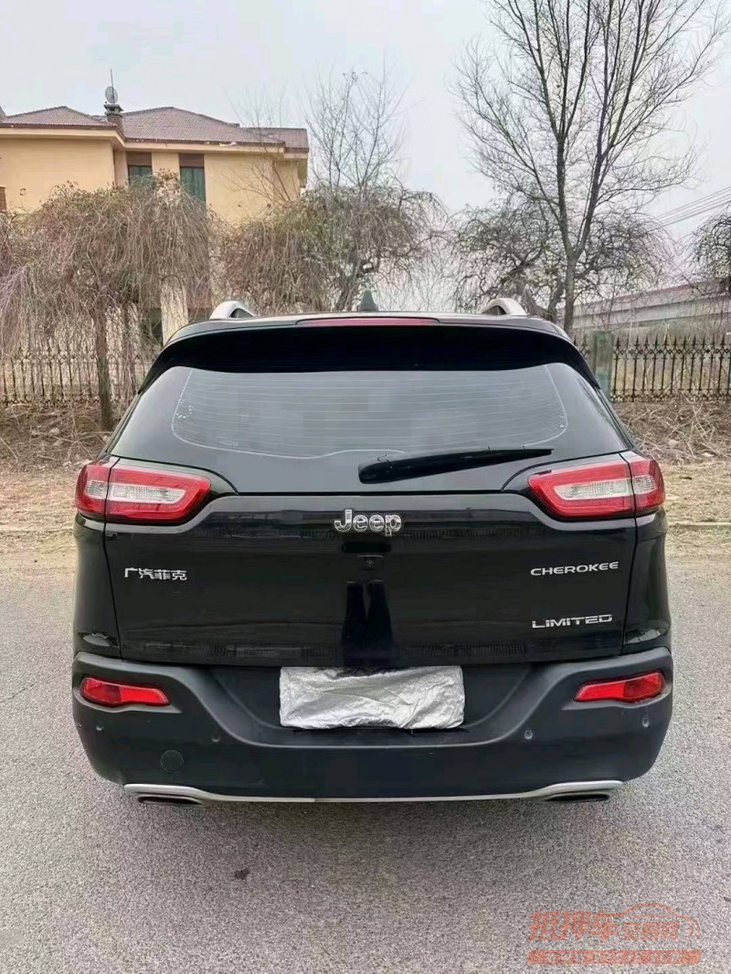 沈阳18年Jeep自由光9