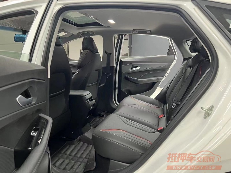 成都22年吉利缤瑞9