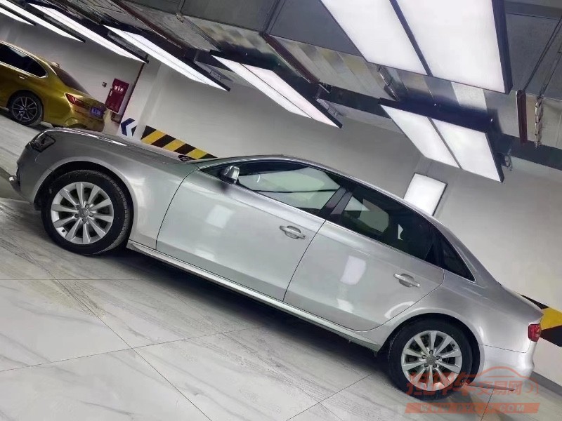 成都13年奥迪A4L5