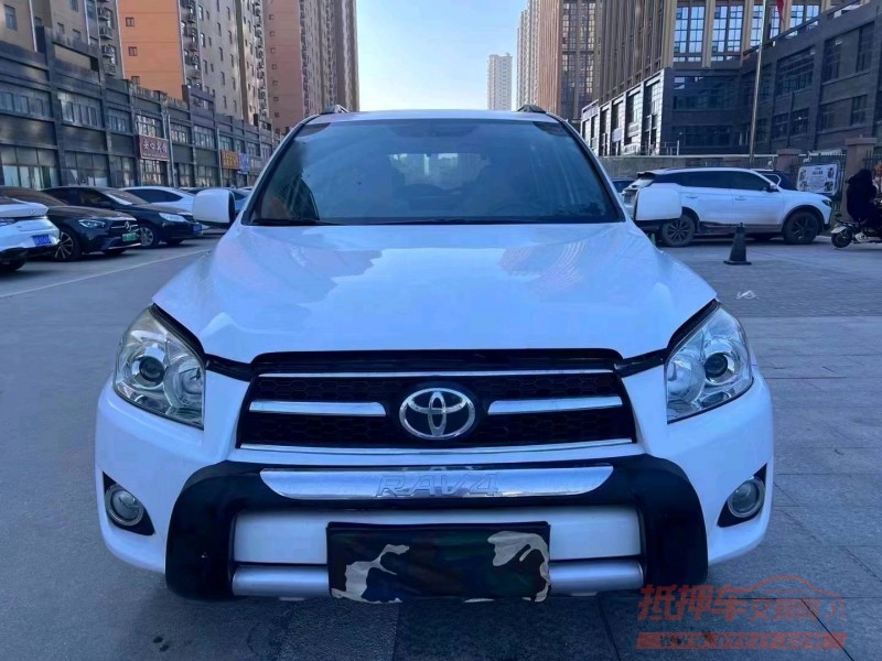 济南10年丰田RAV4荣放1