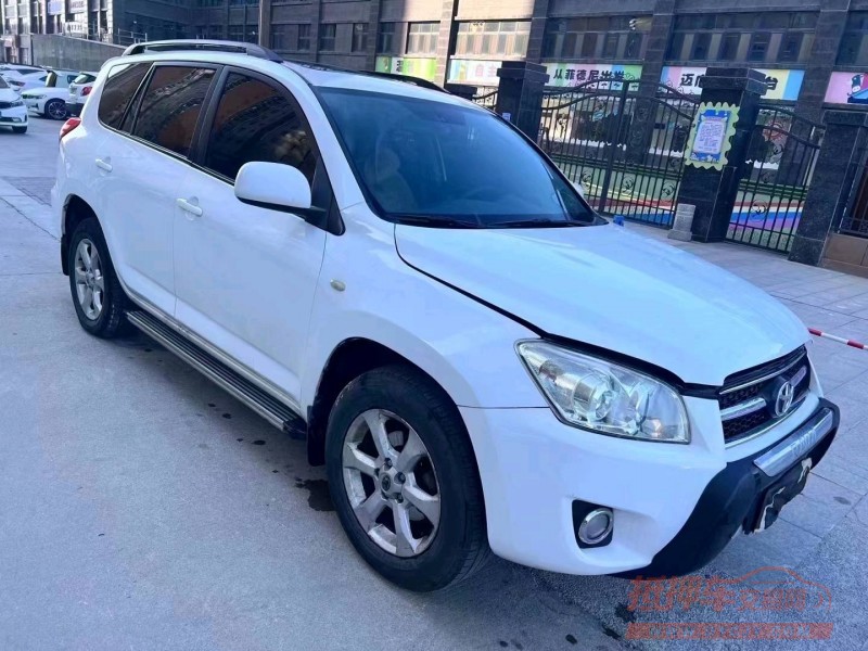 济南10年丰田RAV4荣放3
