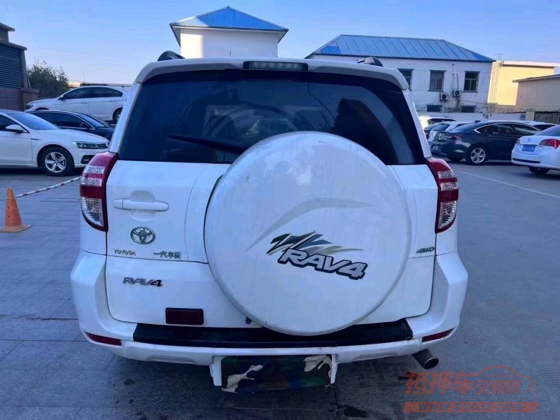 济南10年丰田RAV4荣放9