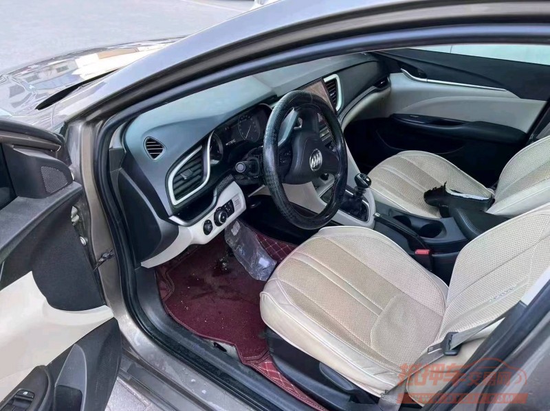 济南17年别克英朗4