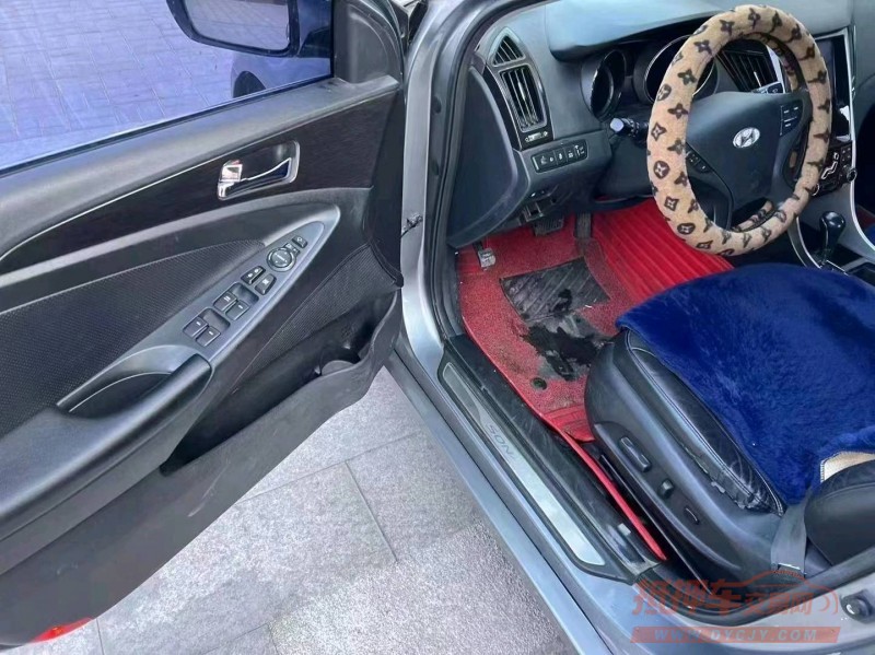 济南13年现代索纳塔八3