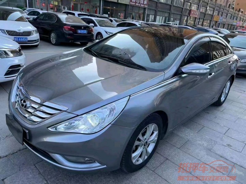 济南13年现代索纳塔八2