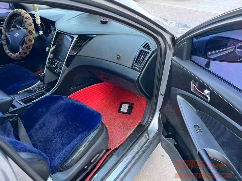 济南13年现代索纳塔八4