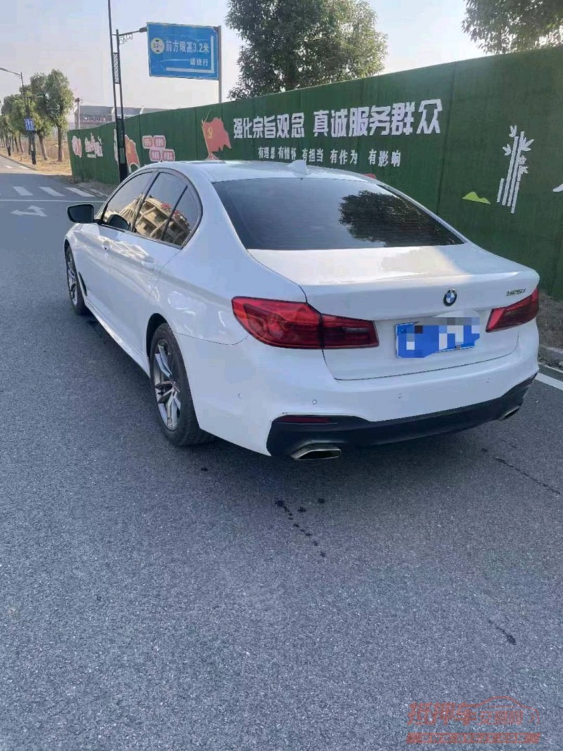 宜春19年宝马5系8