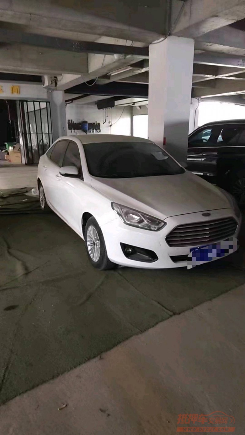 济南16年福特福睿斯1