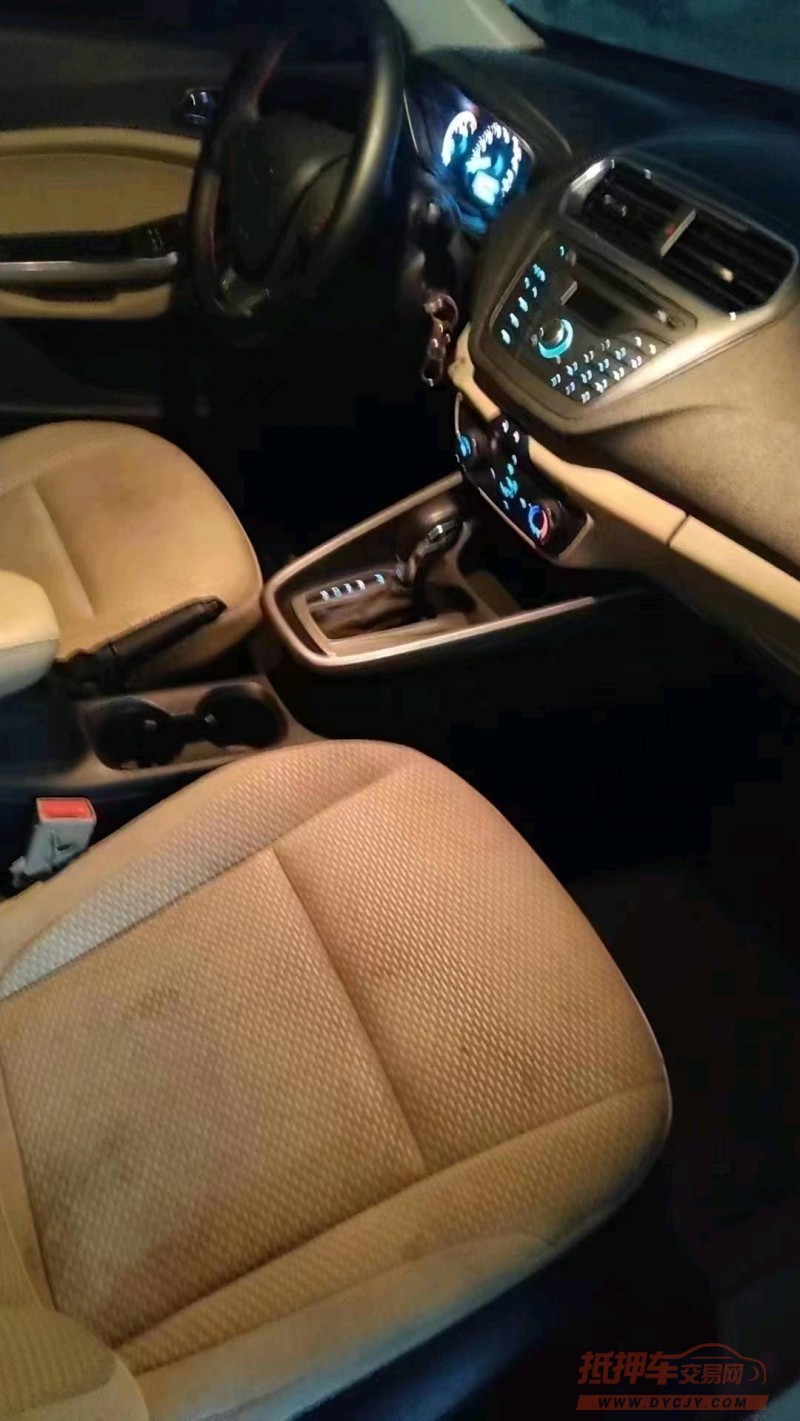 济南16年福特福睿斯2