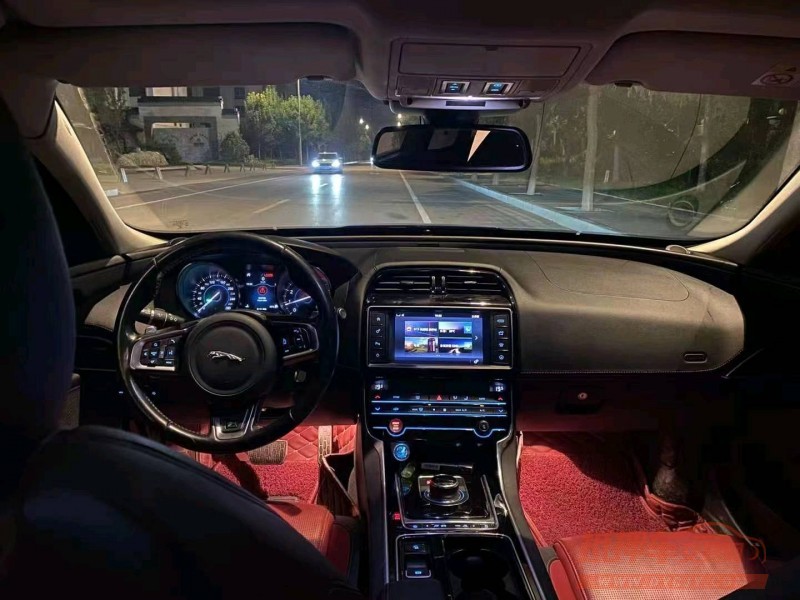 北京17年捷豹XE4