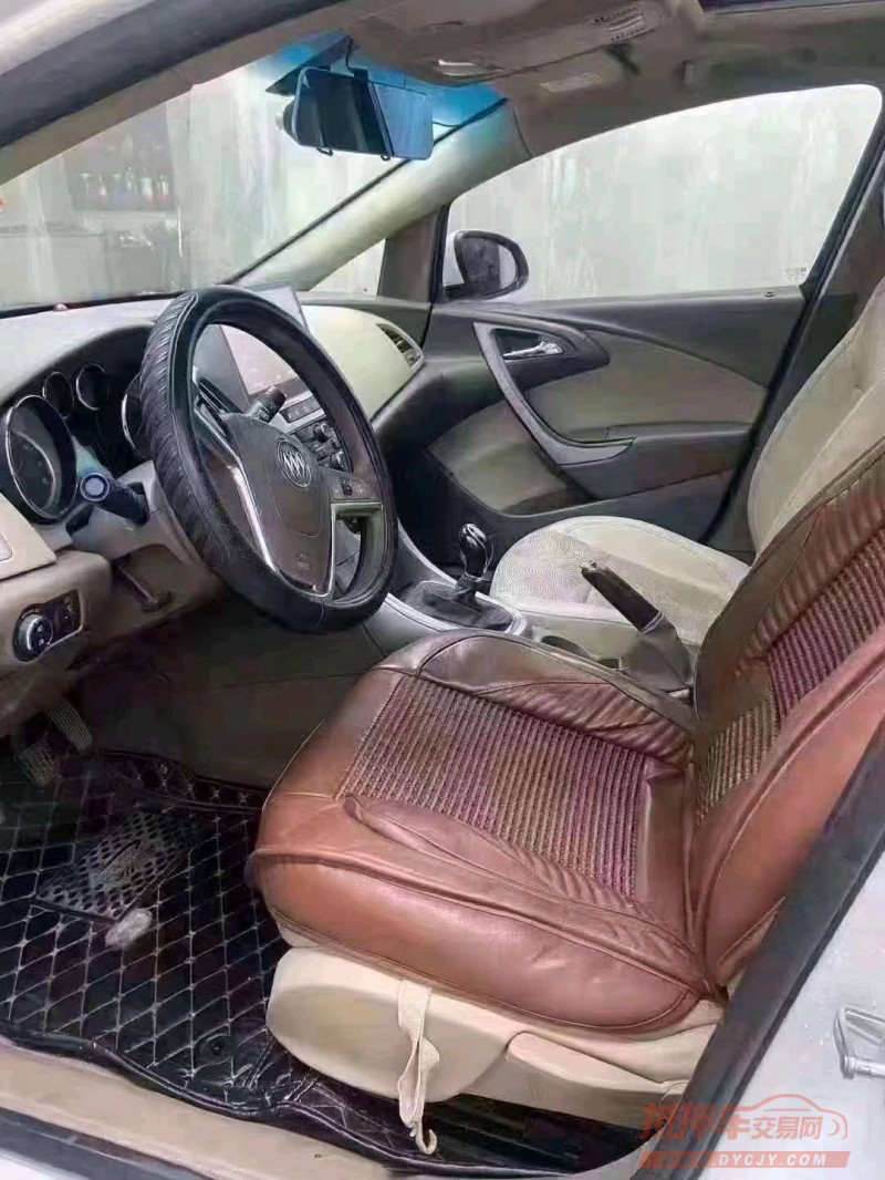 北京14年别克英朗GT4