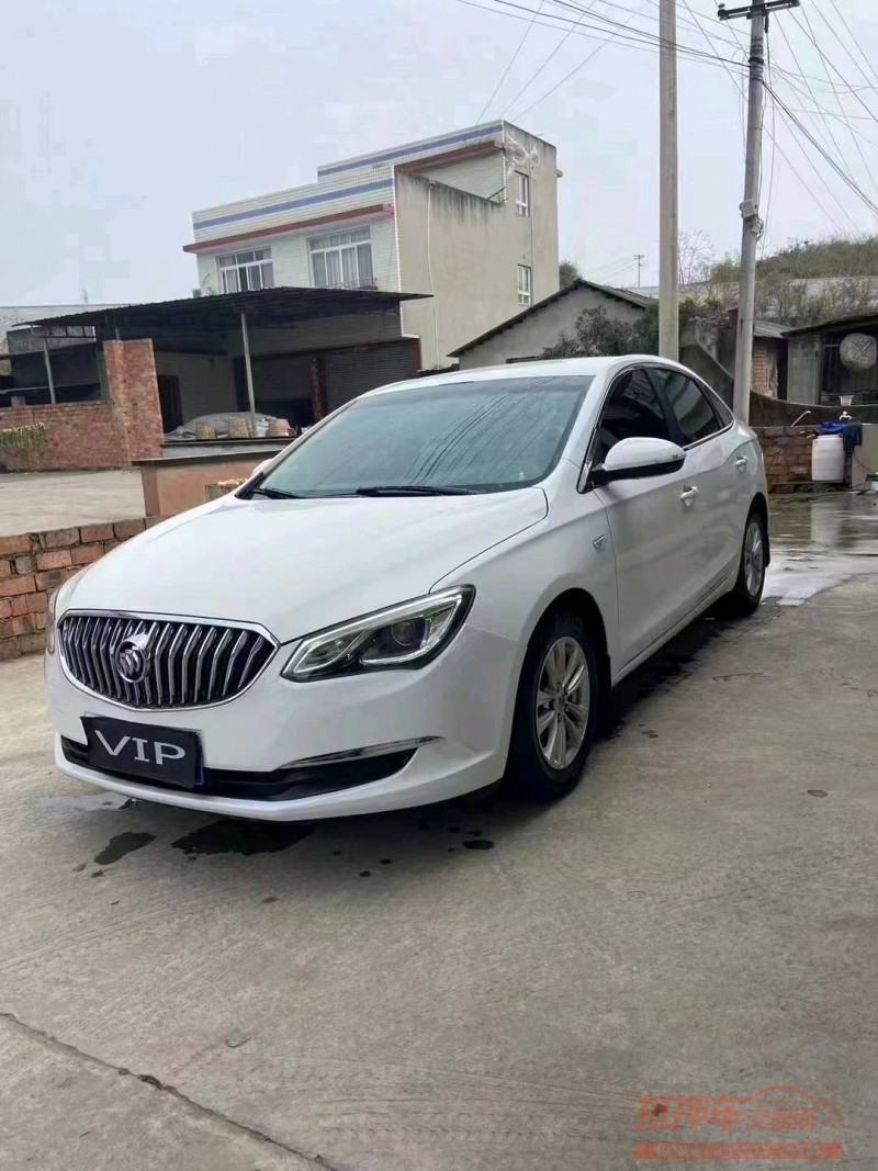 邢台17年别克英朗2