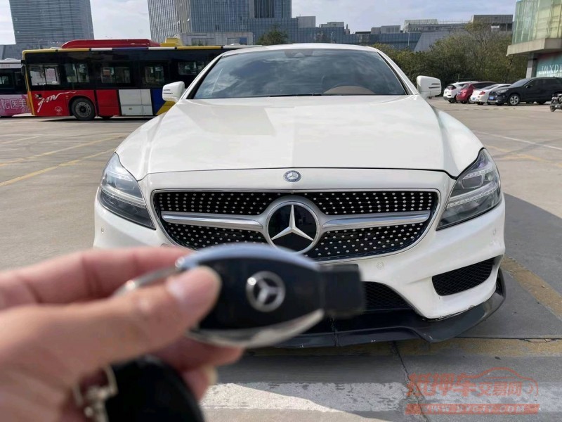 广州16年奔驰CL1