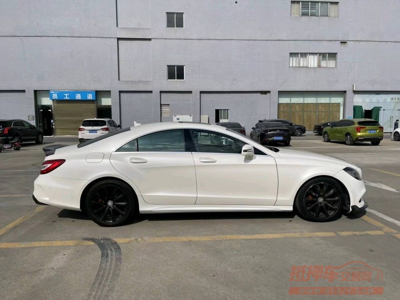 广州16年奔驰CL8