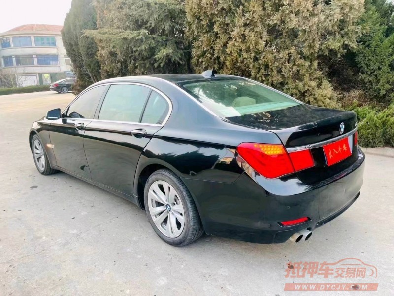 东营10年宝马7系5