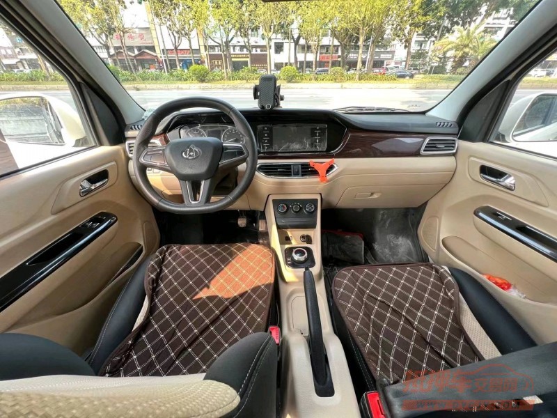 东莞22年长安汽车跨越王6