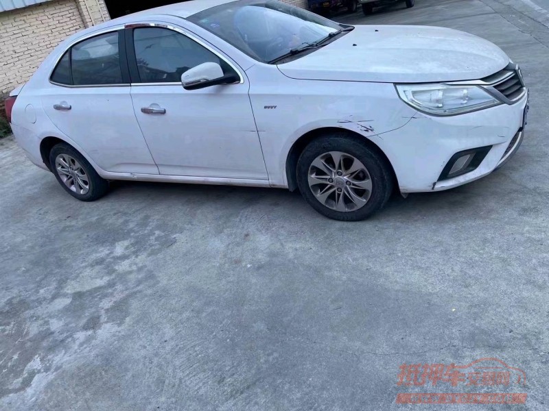 泉州16年寶駿6302