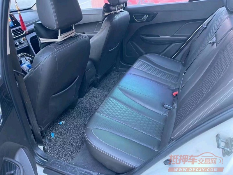 泉州16年寶駿6303