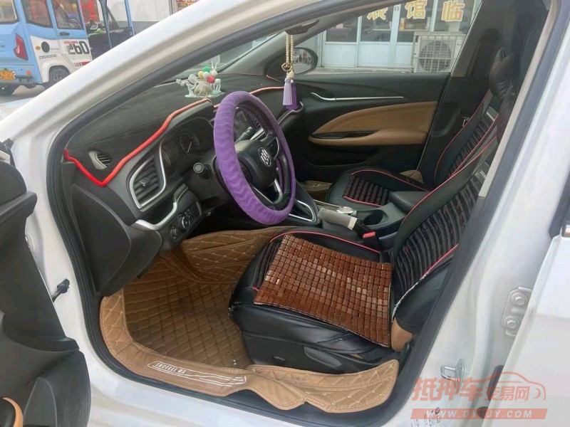 东营18年别克阅朗3