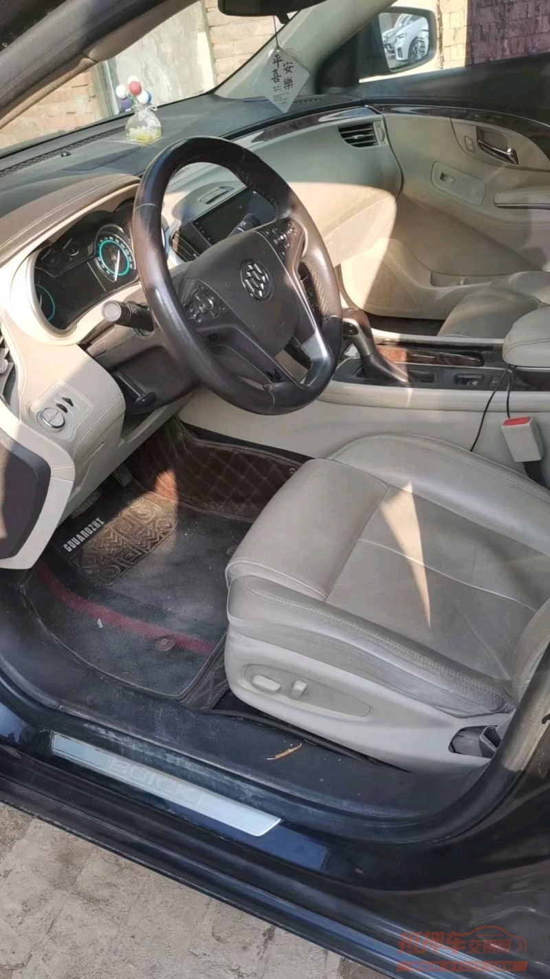 邢台15年别克君越1